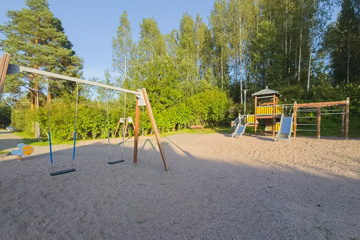 Nikkarinmäen leikkikenttä